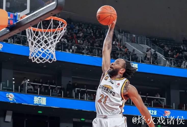 威尔斯前三节独揽24分，辽宁队大比分领先广厦19分